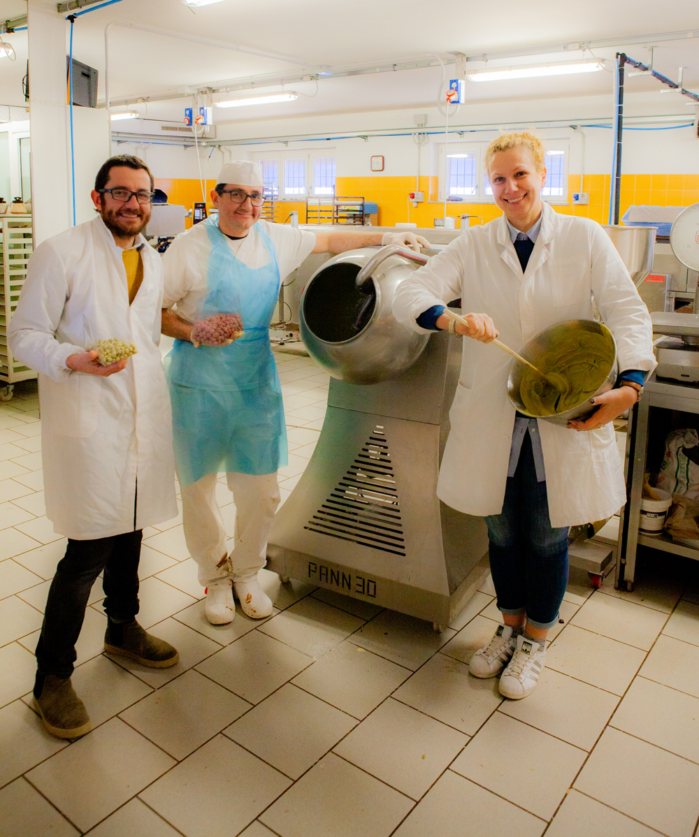 Lettinis Karamell-Schokolade mit Mandeln und Meersalz klein